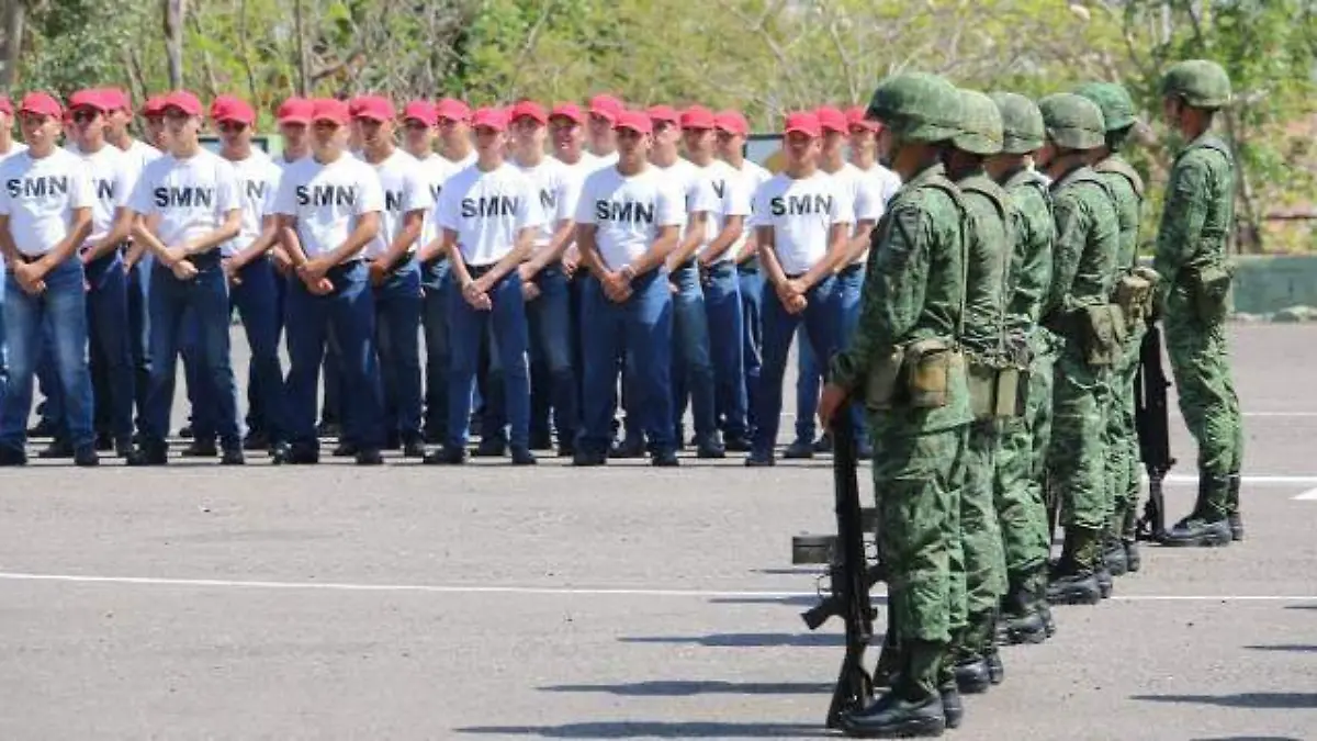 ejercito-conmemoran