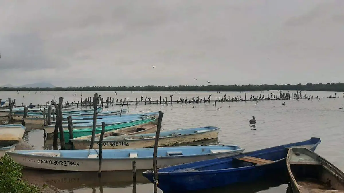 -pocos-pescadores-iniciaron-a-trabajar1-