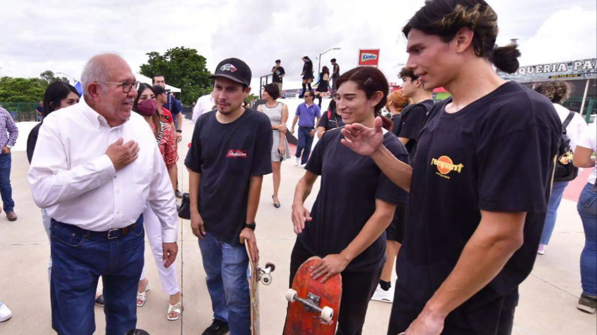 presume-el-quimico-parque-de-la-juventud-pero-le-exigen-mejores-servicios-publicos