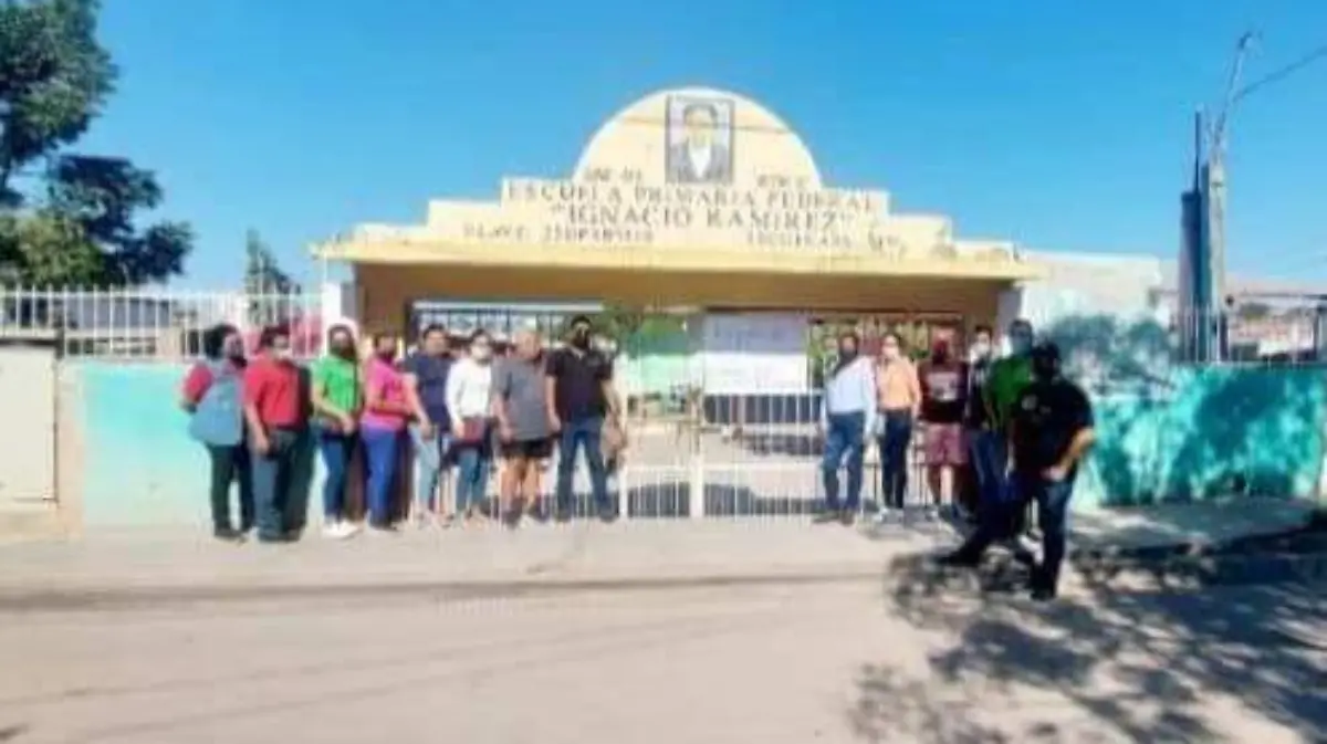 padres-inconformes-suspension-snte53