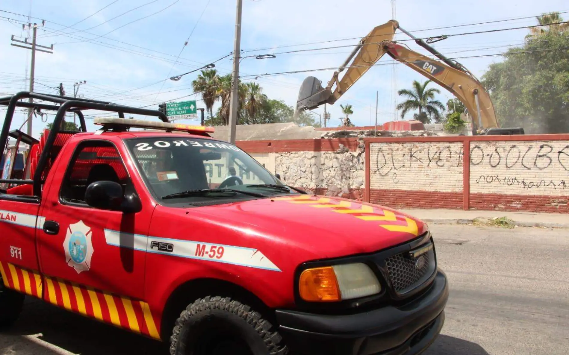 demolicion-estacion-de-bomberos