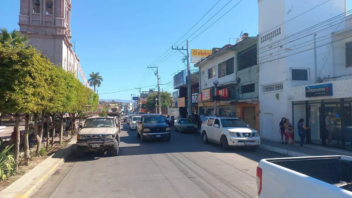 Recobra vida el comercio en Escuinapa