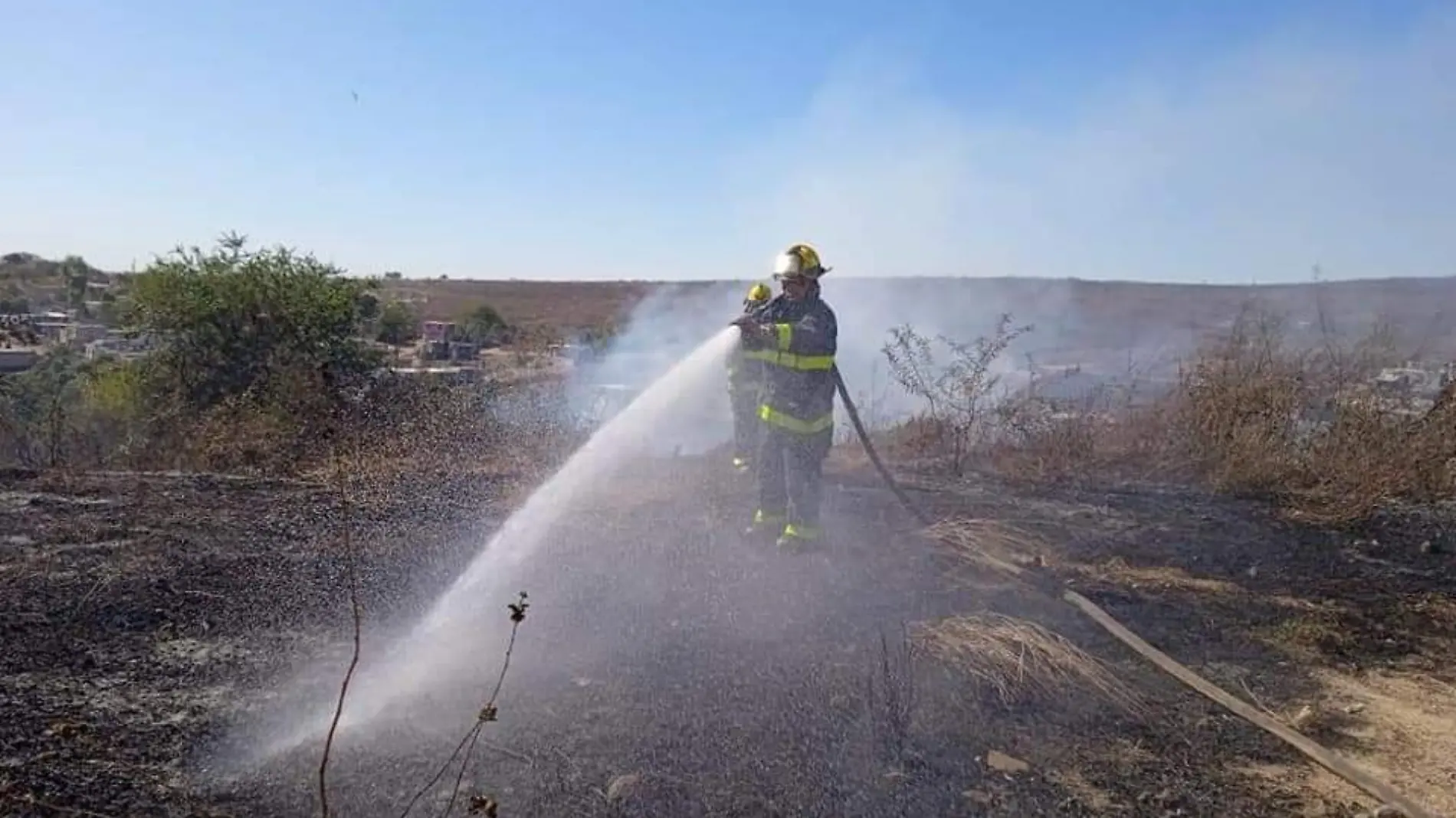 en-escuinapa-se-atienden-hasta-tres-incendios-por