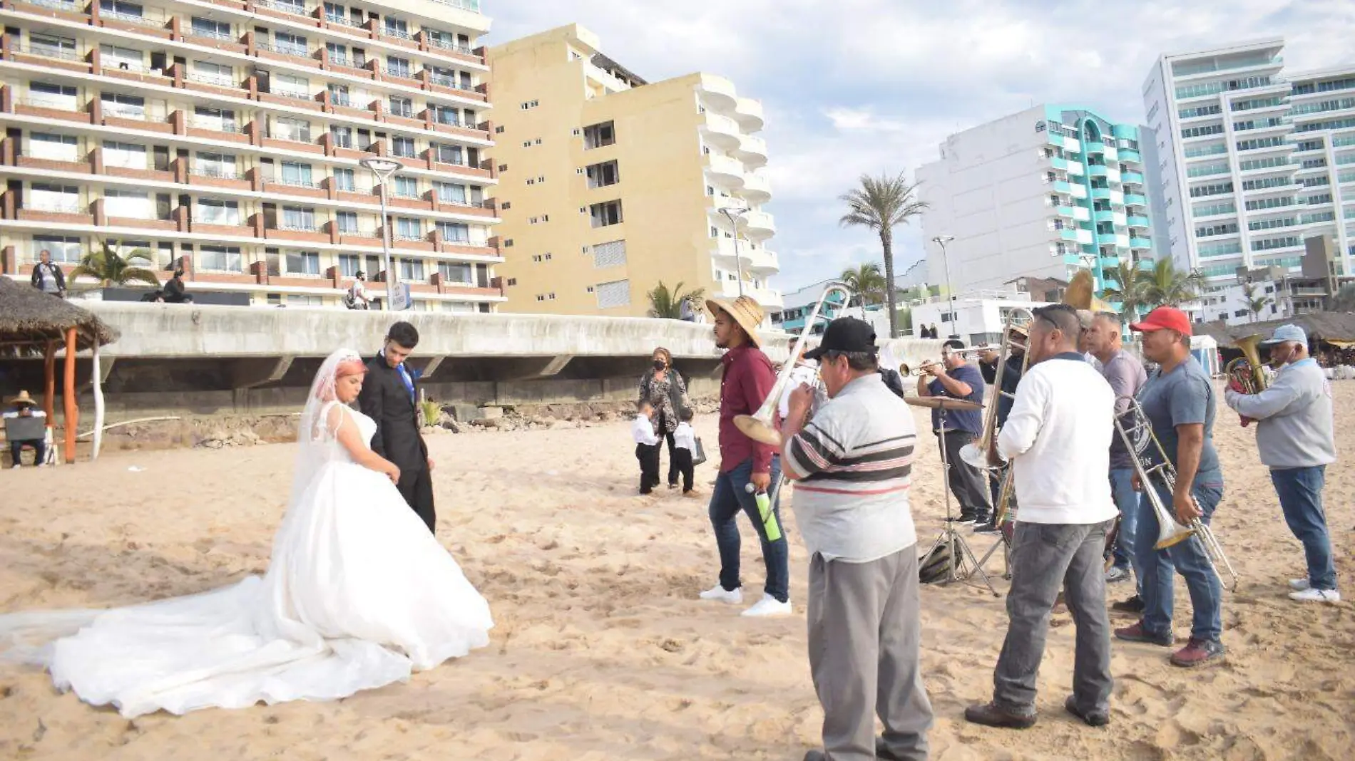 turismo-romance-en-mazatlan