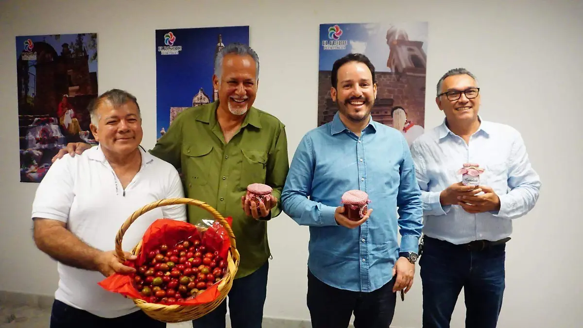 invitan-a-feria-de-ciruela