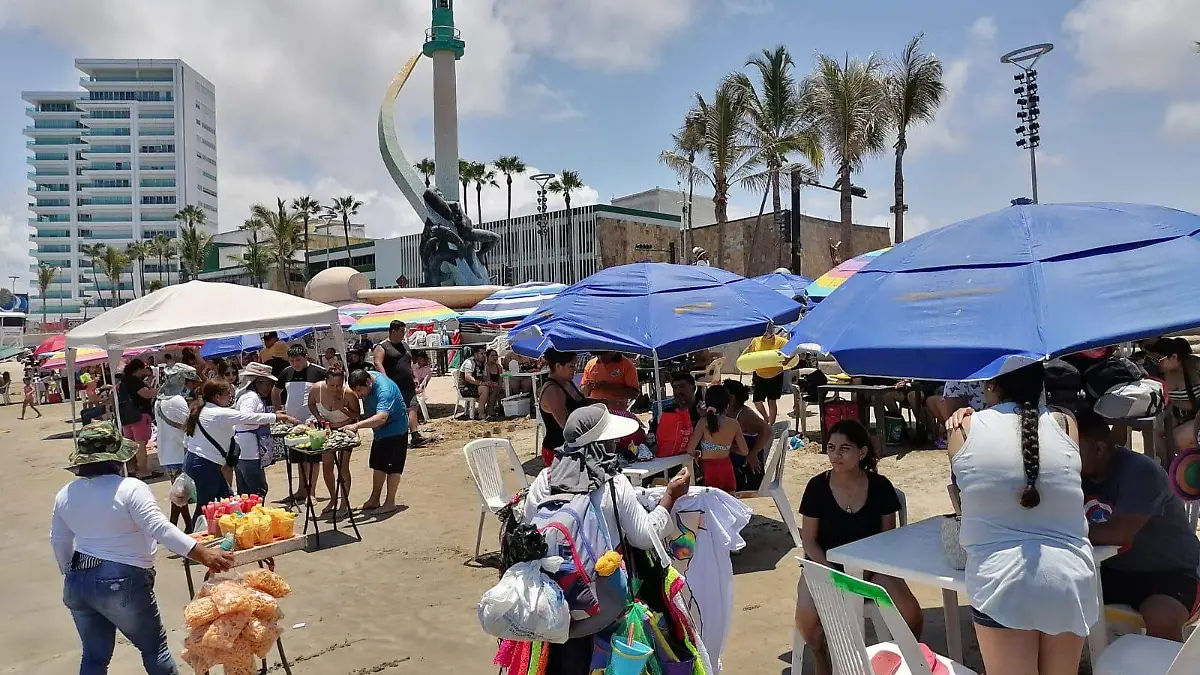 arrecia-turistas-mazatlan