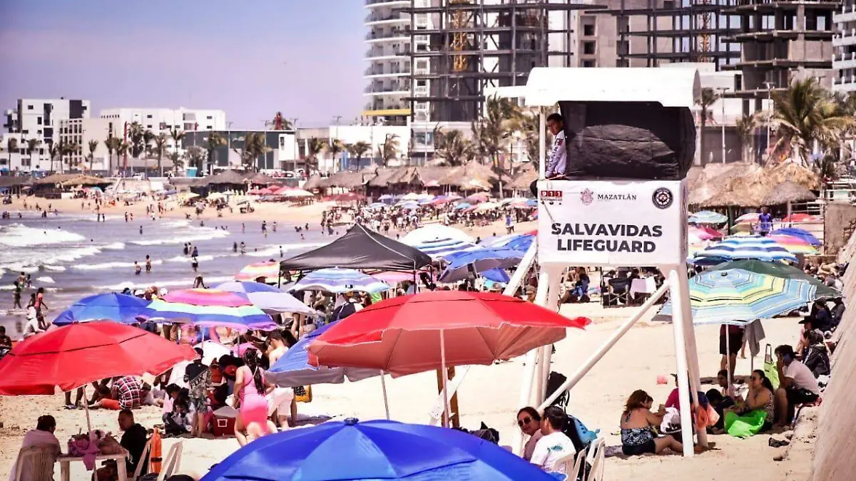 mas de 36 mil personas visitan mazatlan