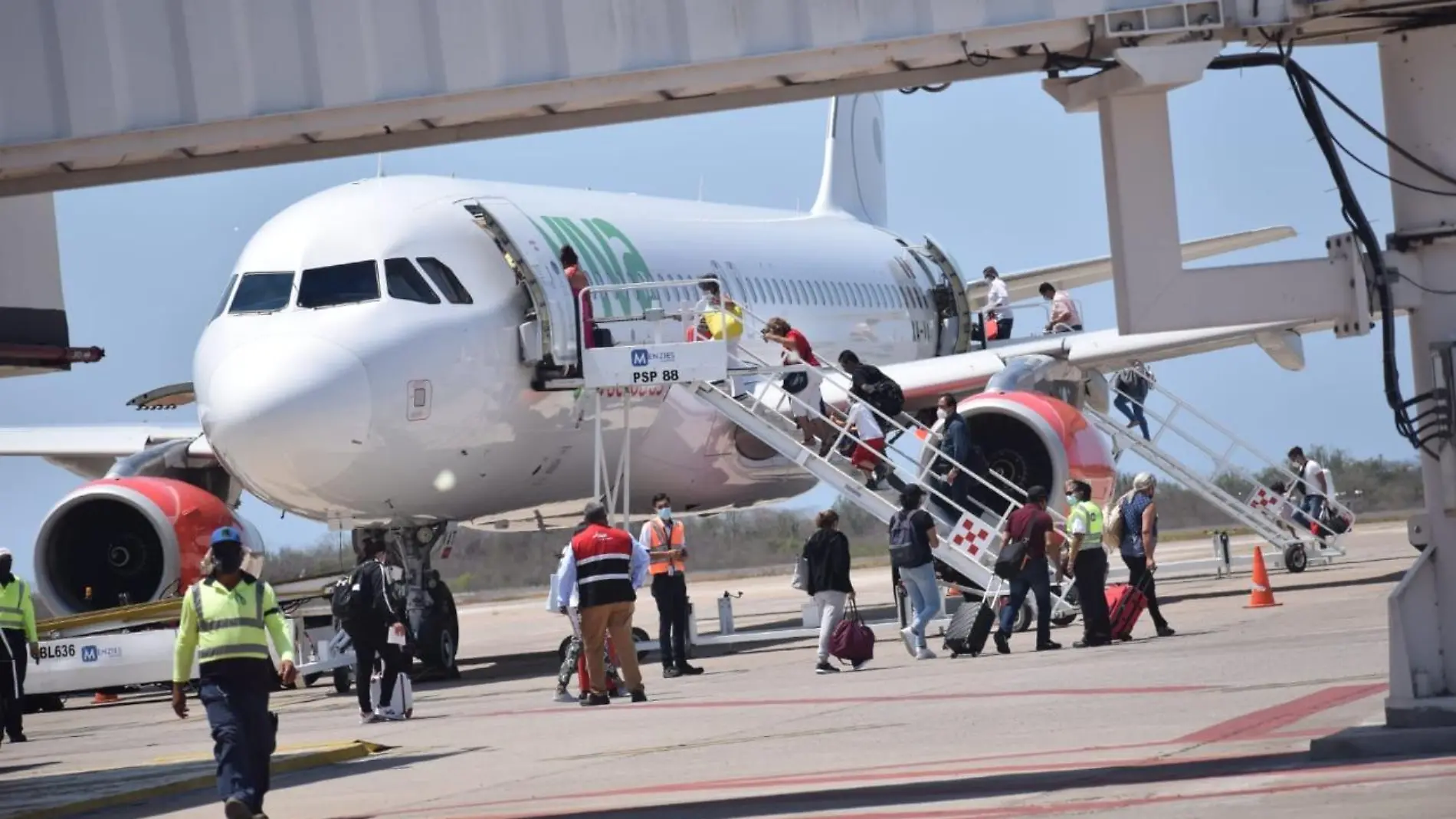 avion-mazatlán