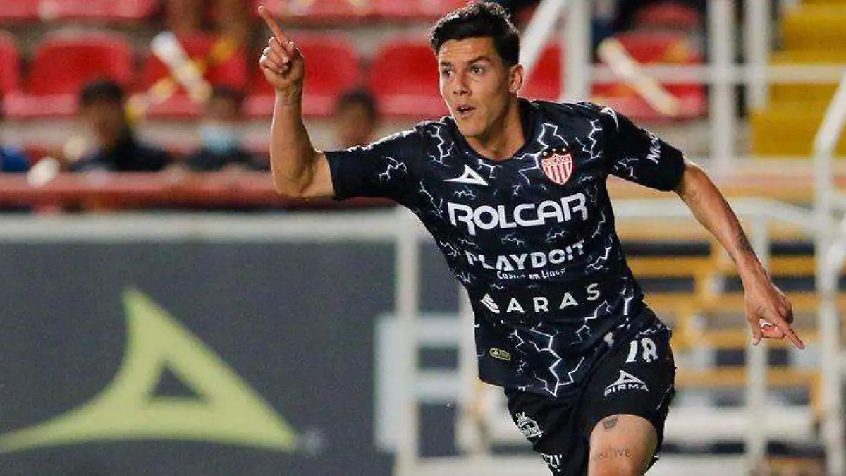 Luis García da el triunfo a Necaxa12