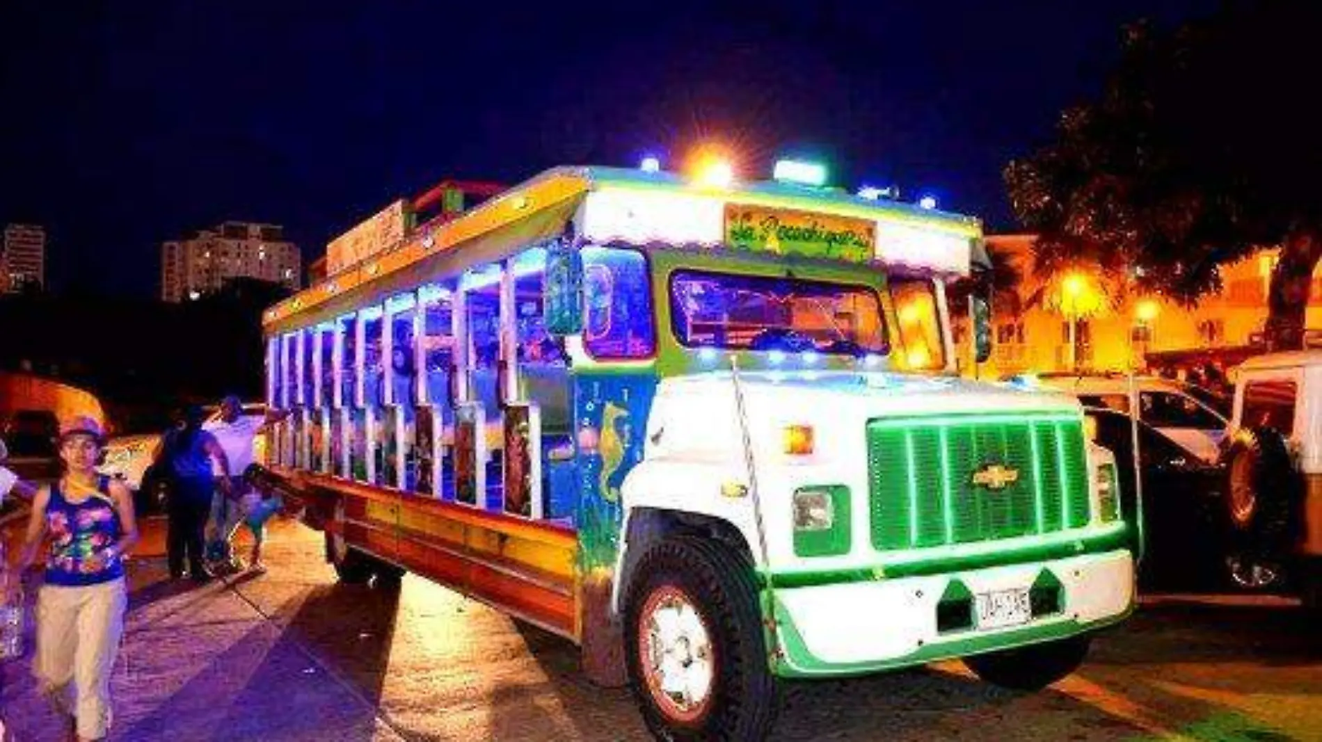 night-party-bus