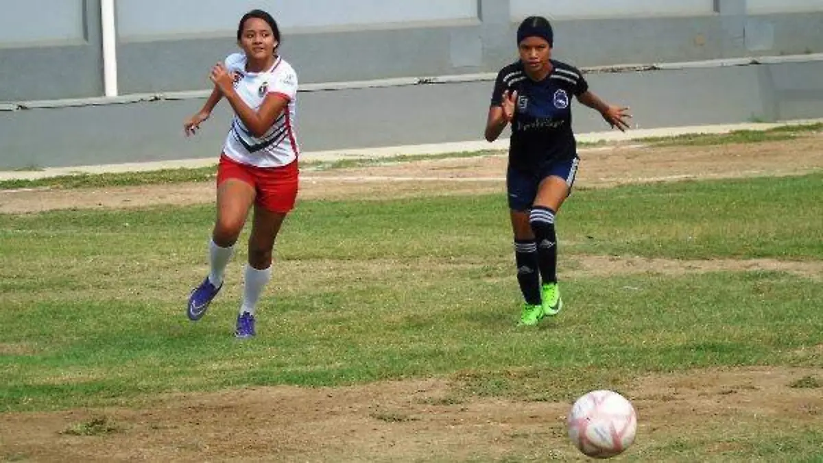 FEMENIL