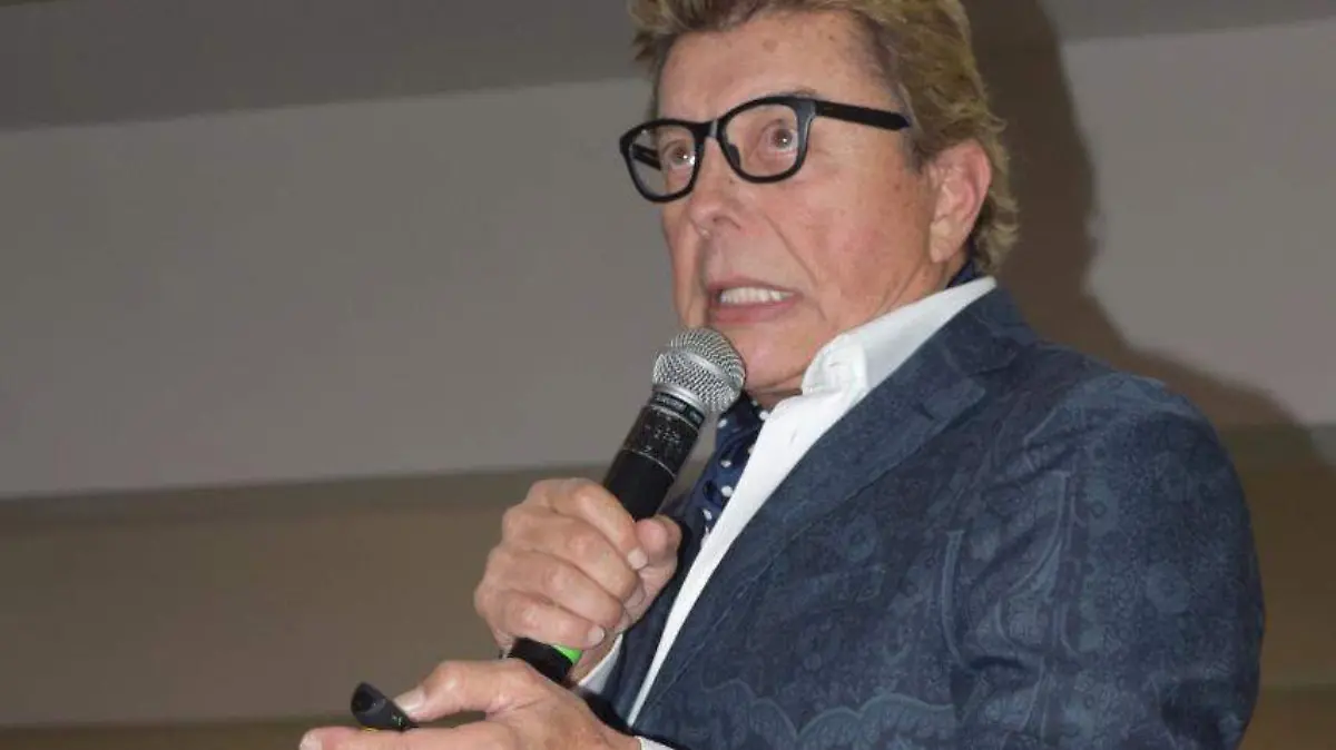 6f6d0452-84bf-421f-a059-ddbd131414a0