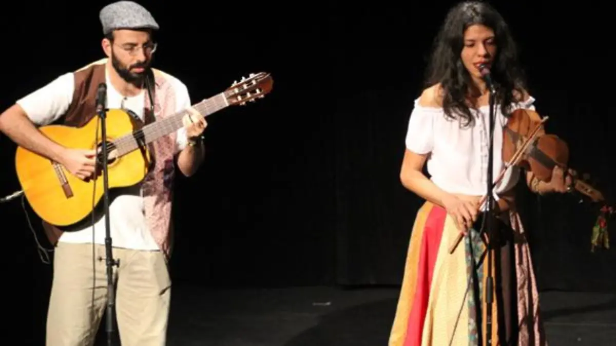 La compañía brasileña Mamulengo Fuzue ofreció sus títeres en los Sábados Culturales Universitarios