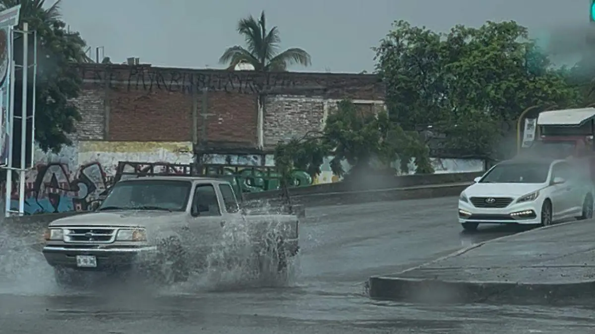 Lluvia-maza