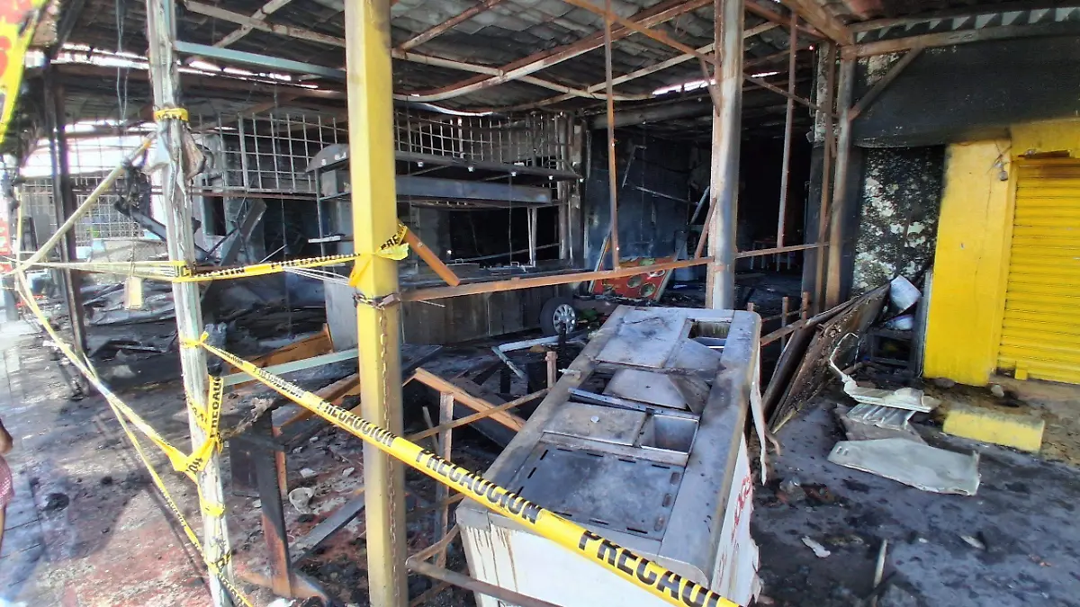 Incendio-taquerias-maza1