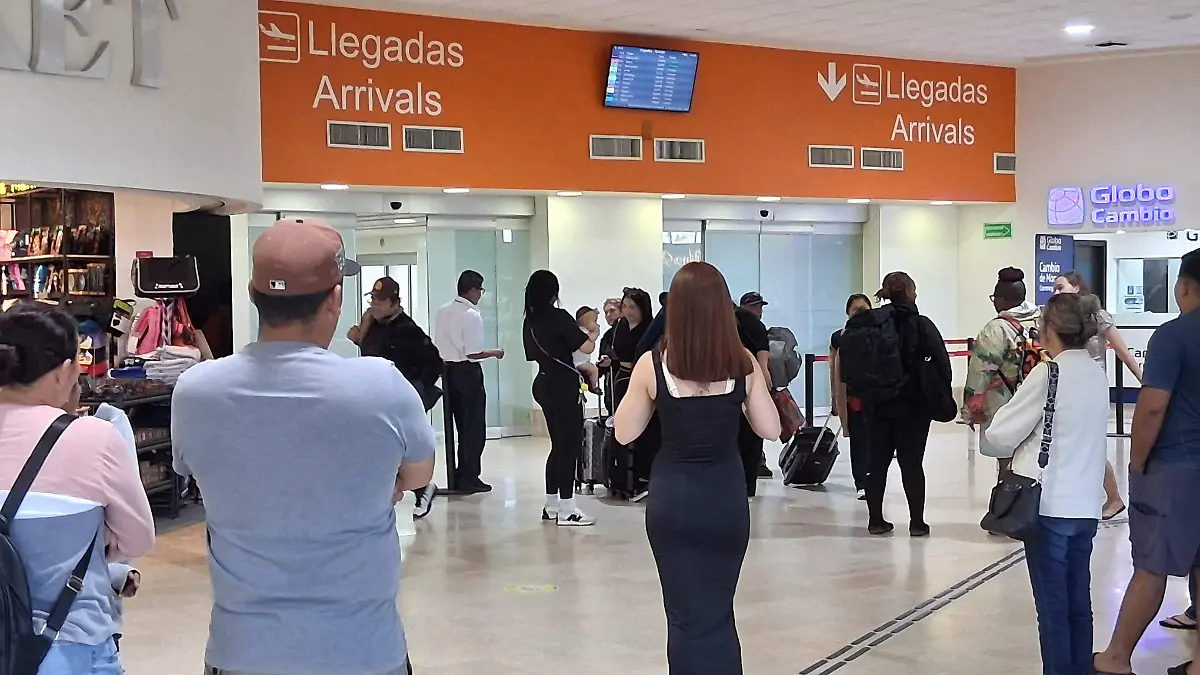 Aeropuerto-Rafael-Buelna-Mazatlán7