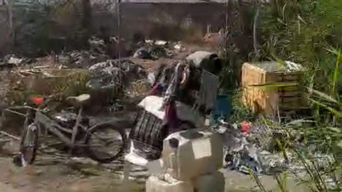 basura laguna camaron