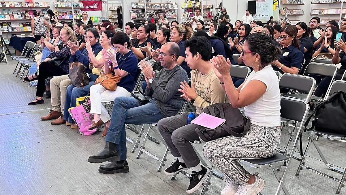 elisa-presentación-libro