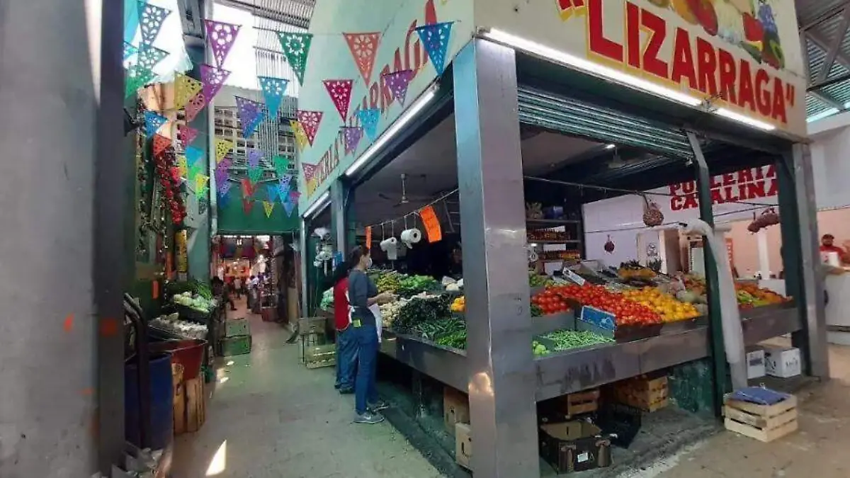 Centro-lluvias-locatarios3