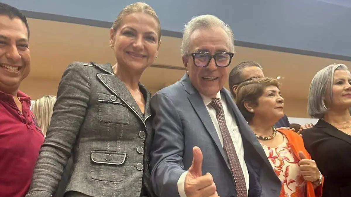 Alcaldes del sur apoyan el regreso de Rocha Moya