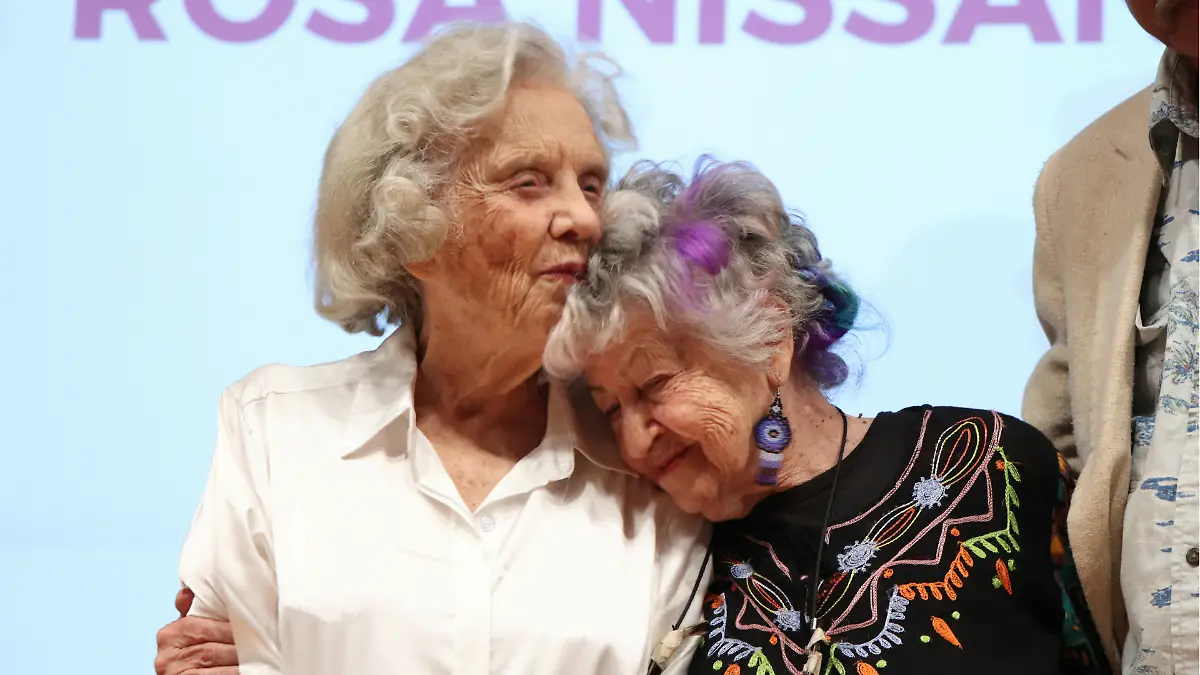 rosa_nissan_laura_lovera