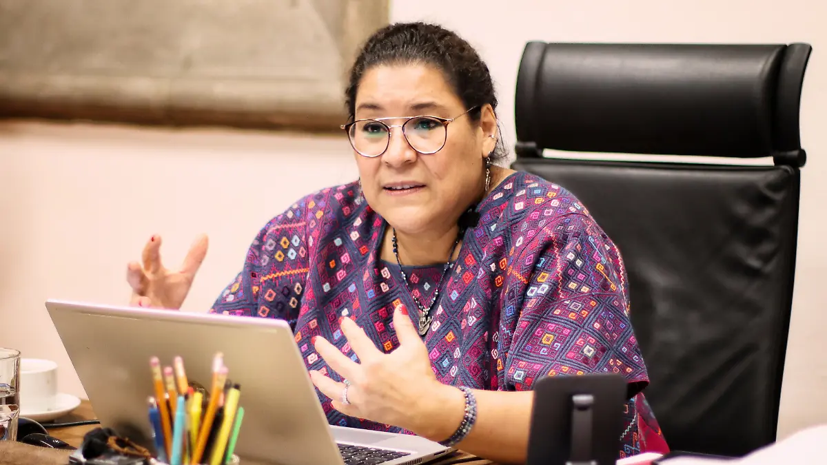 lenia_batres_robertoh0