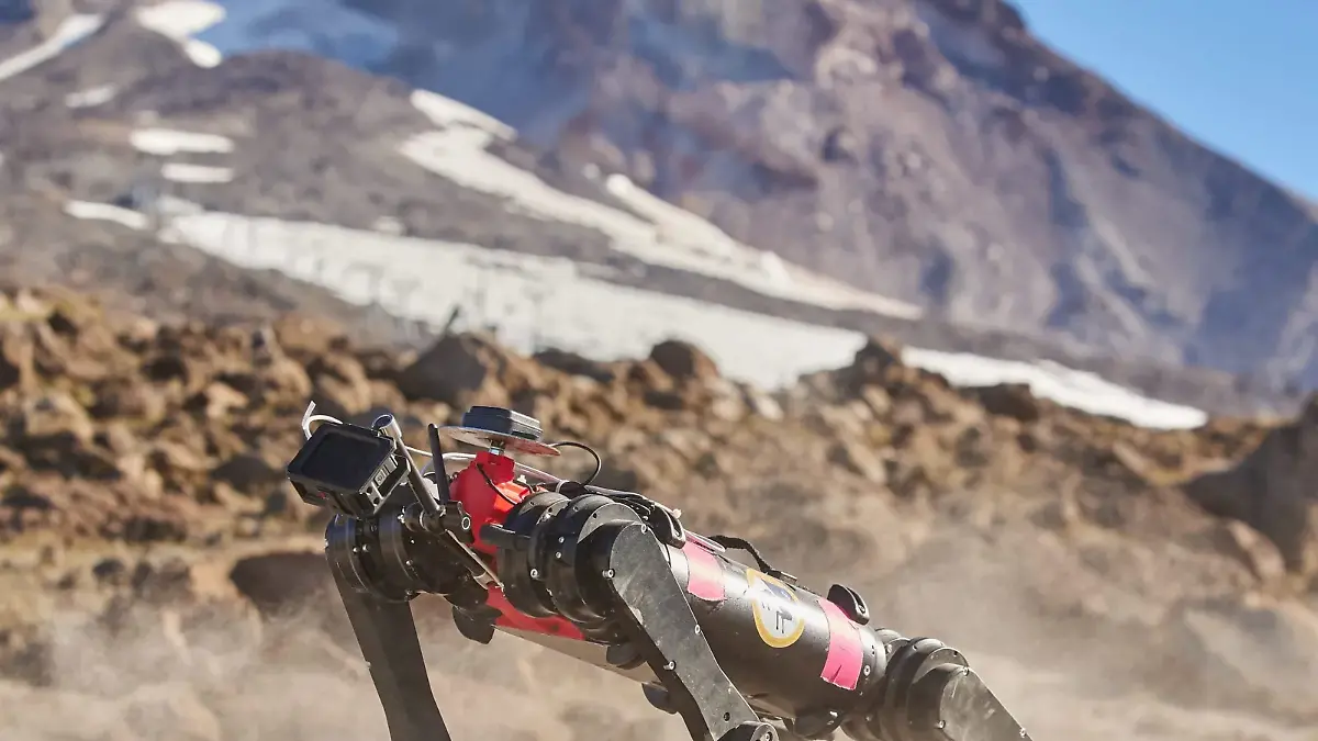 robot Spirit_sixagencia