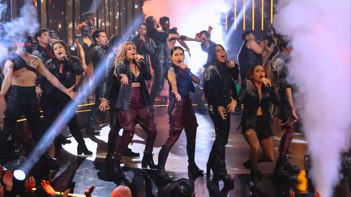 la_academia_romina_solís1