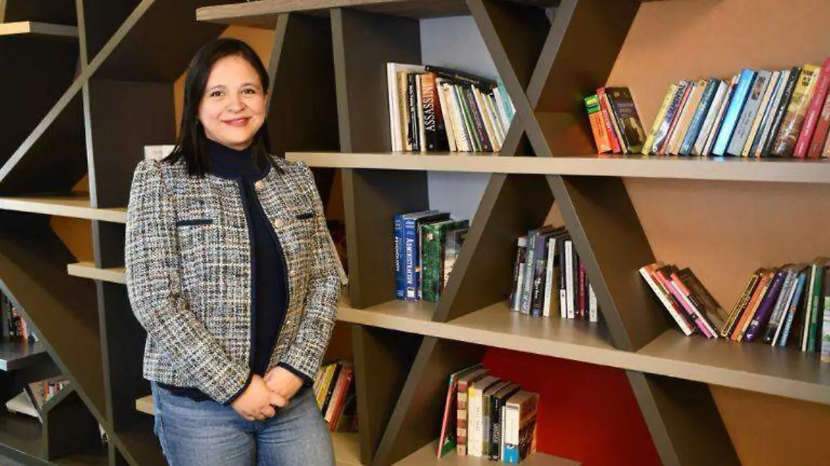 Mujeres en construcción