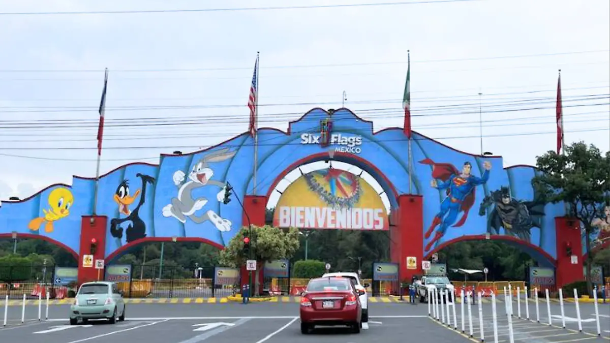 six_flags_aracelym