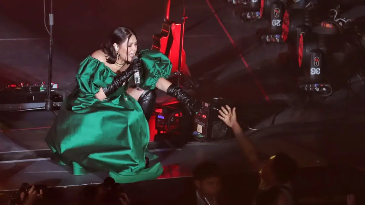 yuridia_roberto_hernández