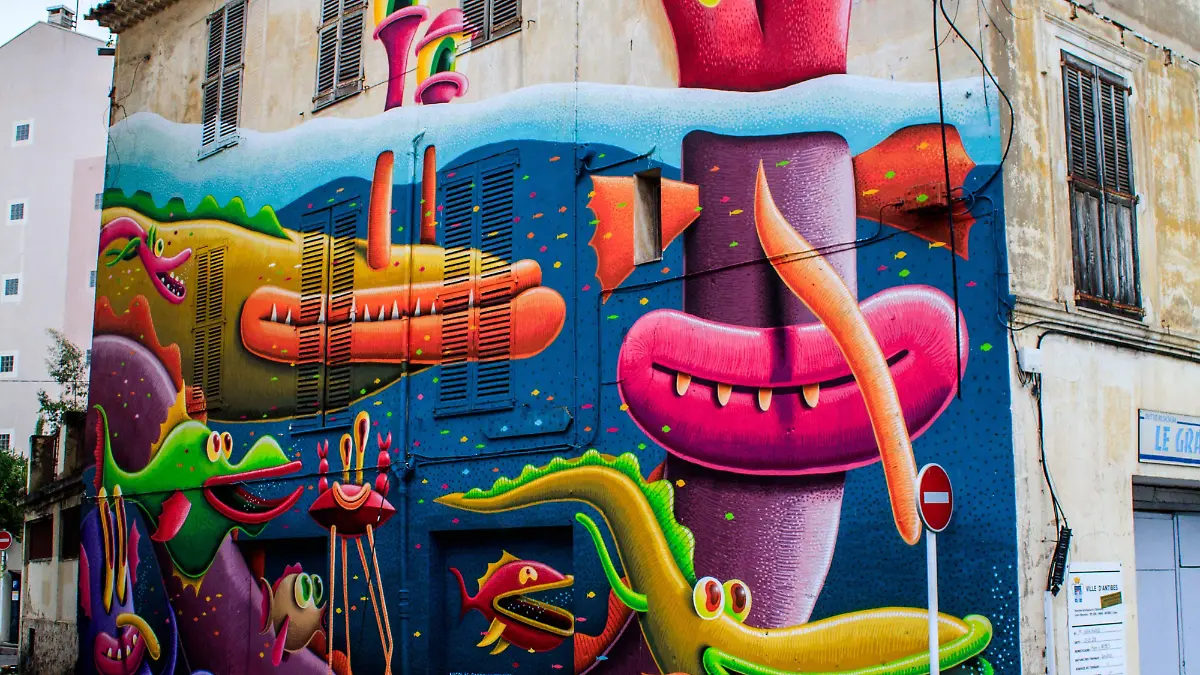 pexels_edorado_graffiti