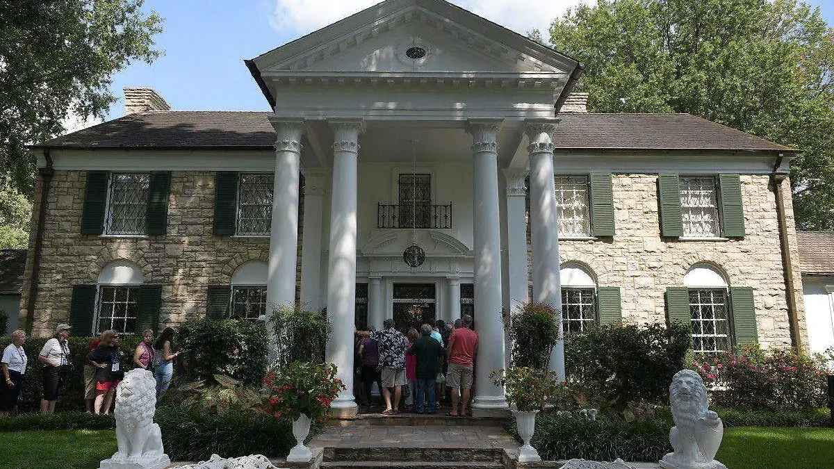 Graceland-Elvis Presley