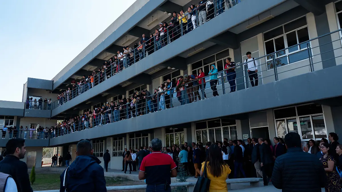 Universidad Rosario Castellanos 