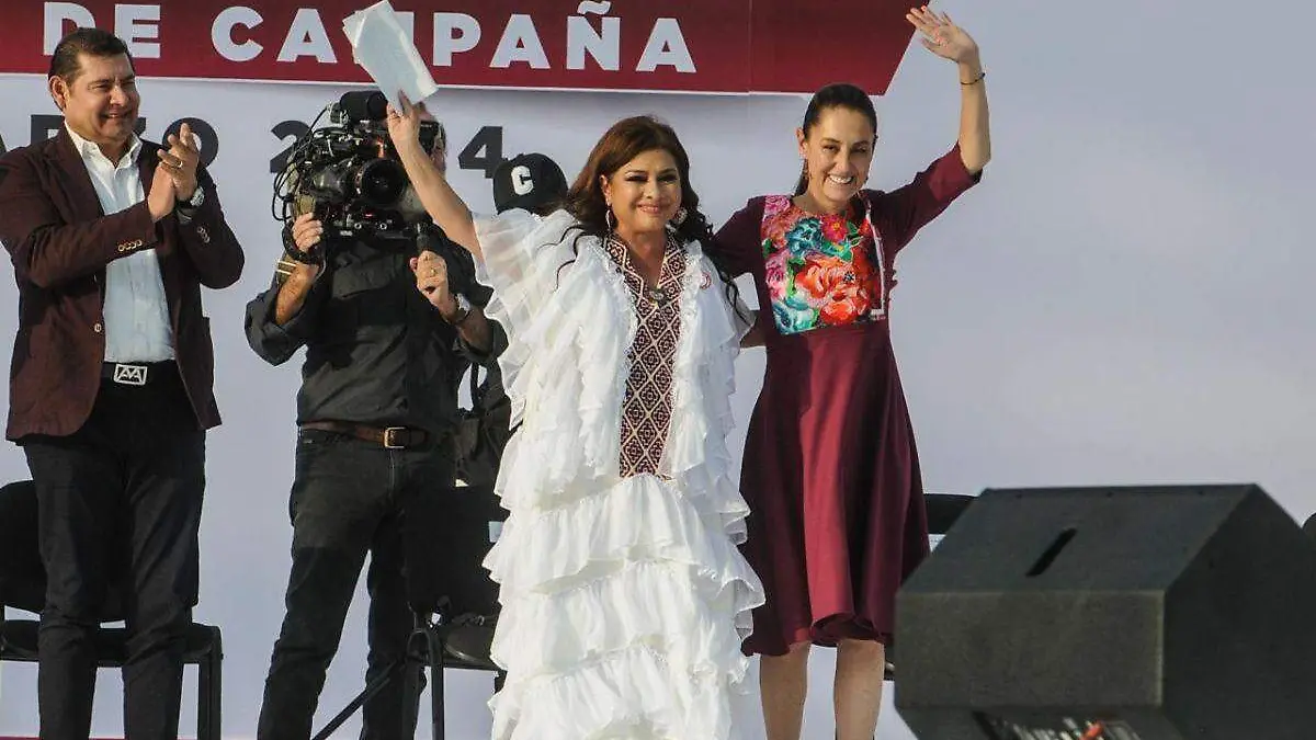 Clara Brugada en Zocalo_03
