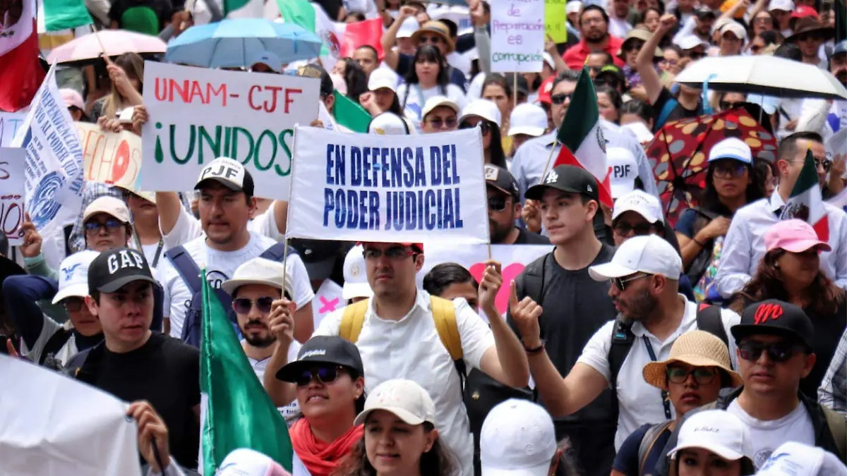 marcha estudiantes UNAM contra reforma judicial
