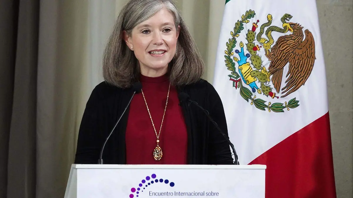 Mónica González Contró