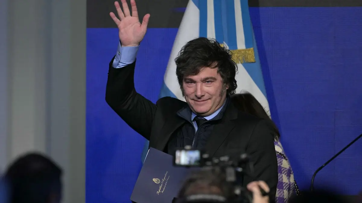 Javier Milei cancela viaje a México