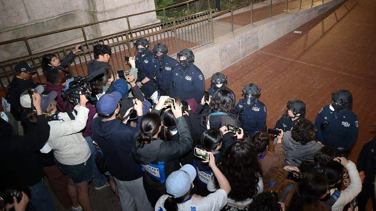 Policía-universidades-NY