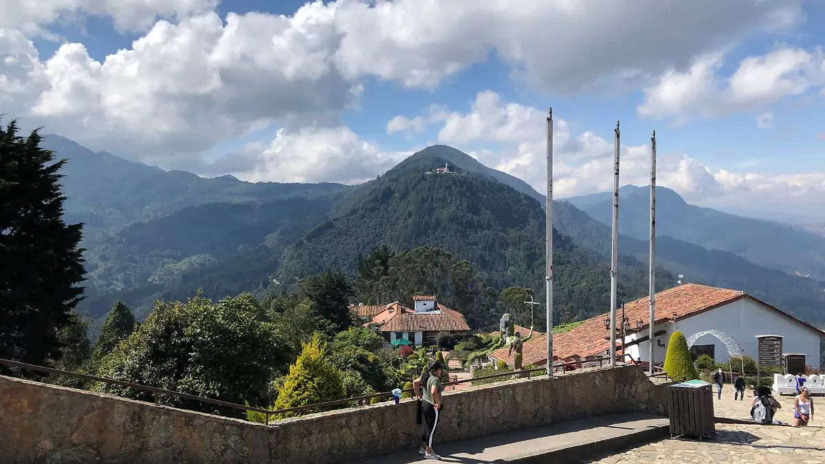 De pisa y corre en Bogotá (2)