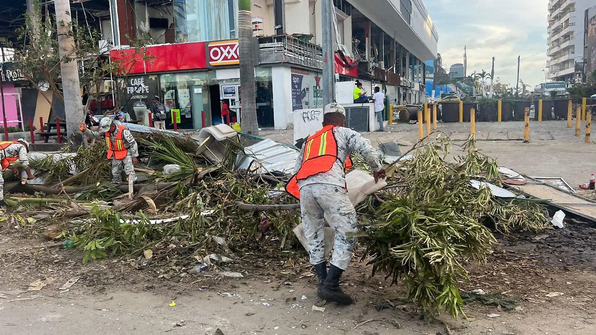 281023 HURACAN OTIS-HEIDY NIEVES-EL SOL DE ACAPULCO (5)