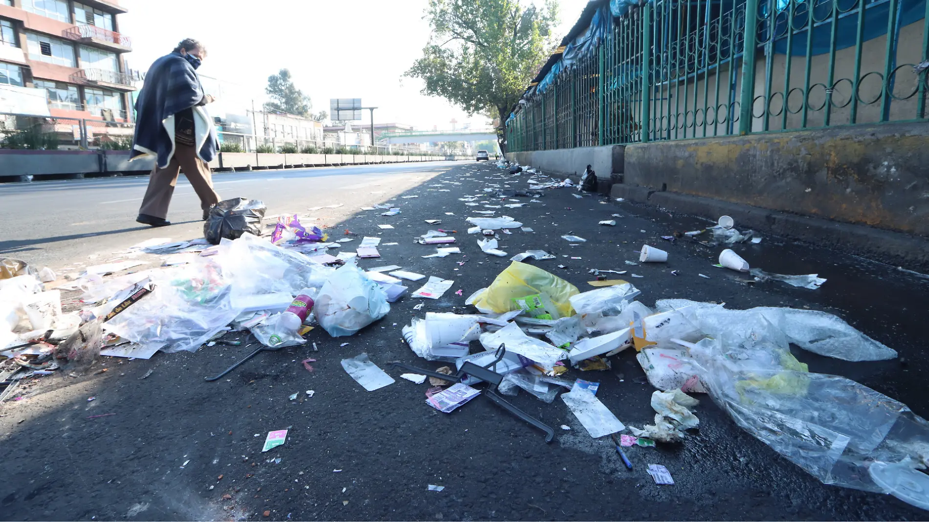 basura_en_la_calle_adríanvázquez