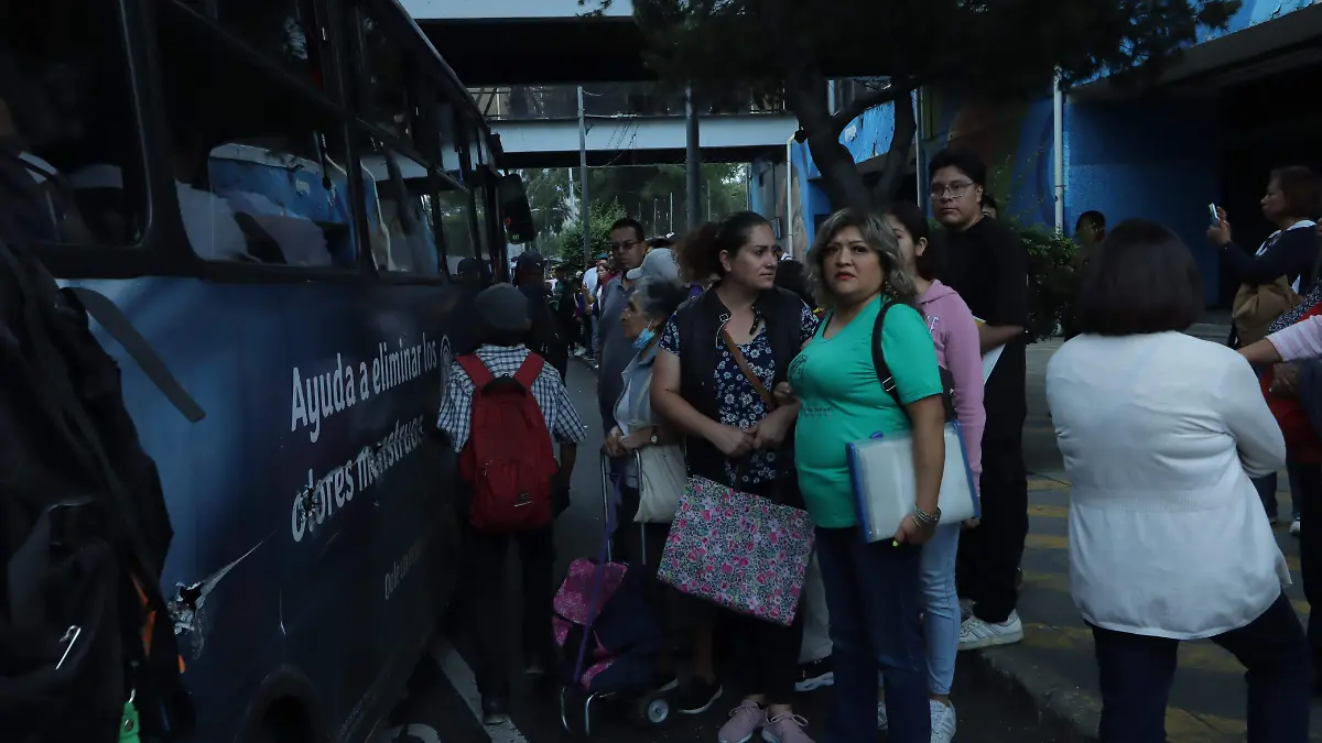 Suspensión de servicio Línea 2 del metro