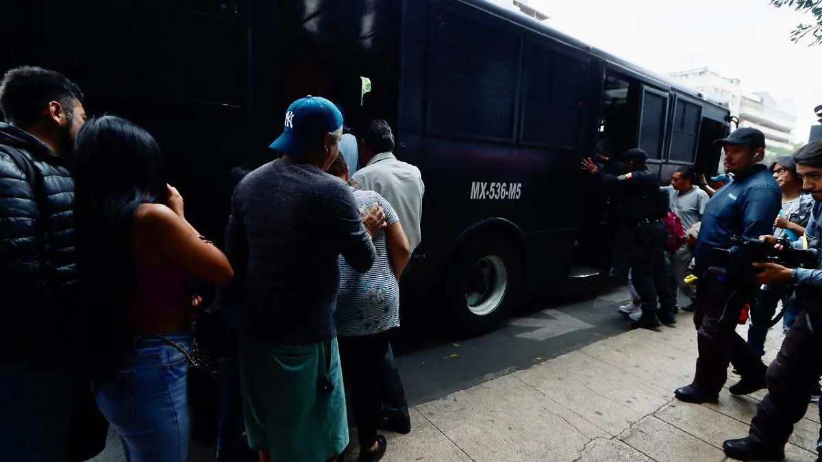 Sin servicio Línea 2 del Metro