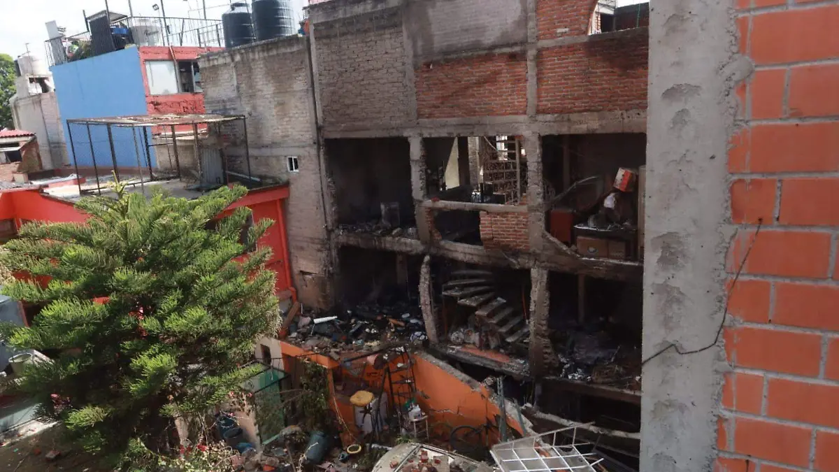 Explosion en Coyoacan por tanque de gas