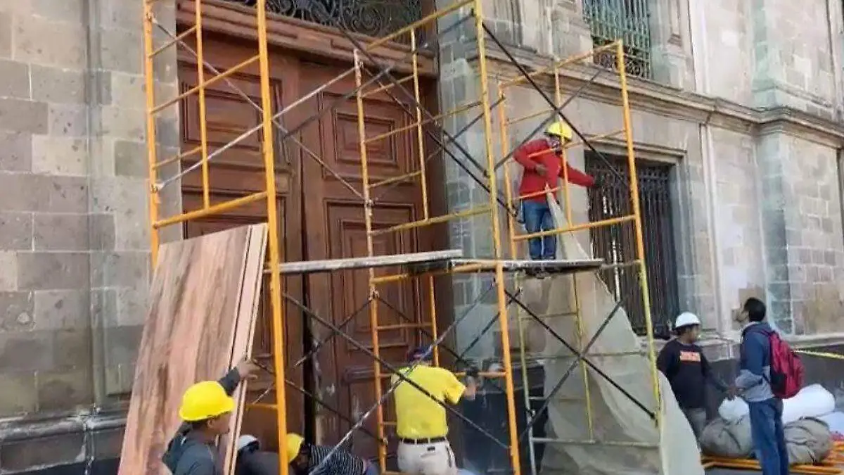 Ayotzinpa-Palacio Nacional (1)