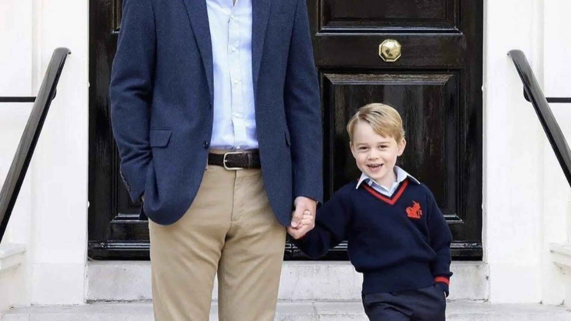 Después del príncipe de Gales, su hijo primogénito George ocuparía el tercer sitio en la línea  / Foto: cortesía @theroyalfamily