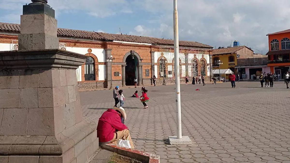 Sin brindar servicios continúa la presidencia municipal de Chignahuapan