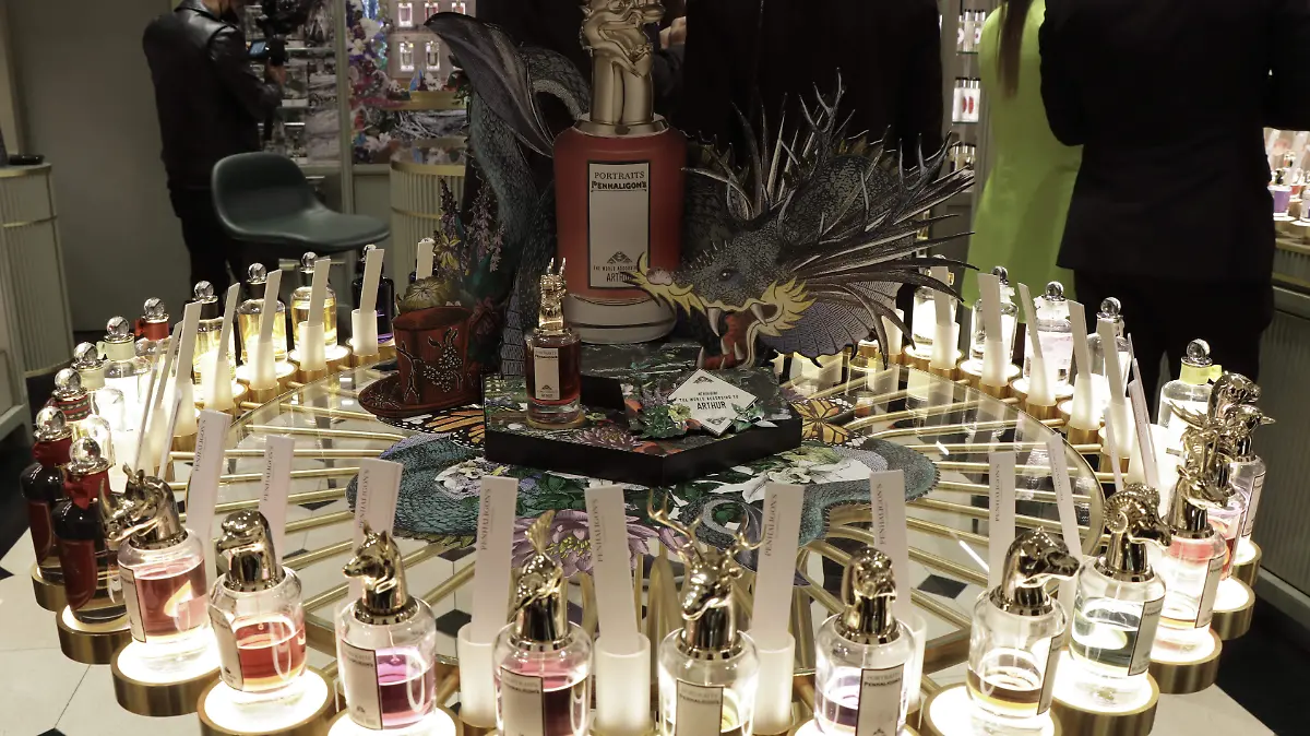 PENHALIGON’S Y PALACIO DE HIERRO-01
