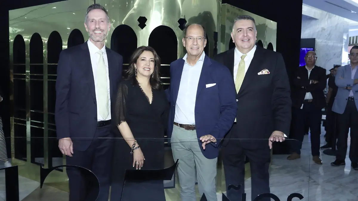 WERNER HIRSCHI, CLAUDIA FABELA, JUAN CARLOS ESCRIBANO Y RODRIGO FLORES-3